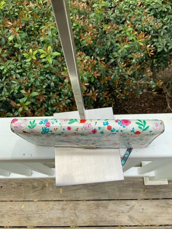 kate spade White Floral Zip Wallet with Multicolor Blooms GUC - Picture 5 of 15